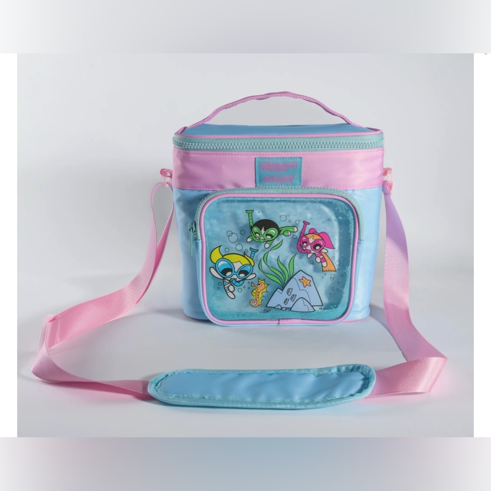 BEAUTIFUL COOLER !!!   POWERPUFF GIRLS COOLER BAG - NWT - GREAT QUALITY!